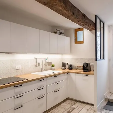 Villa Maison Et Attenant Pour 10 Personnes Avec Terrasse, Cour Et Parking Pau