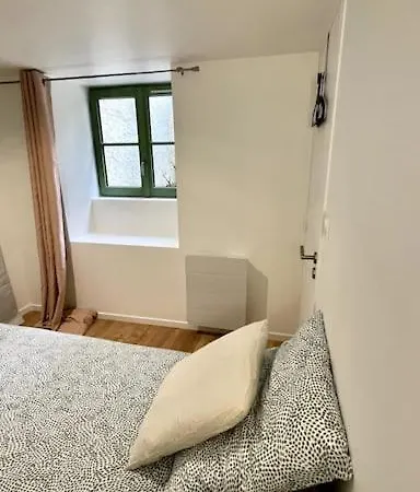 Villa Maison Et Attenant Pour 10 Personnes Avec Terrasse, Cour Et Parking *