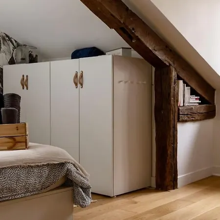 Villa Maison Et Attenant Pour 10 Personnes Avec Terrasse, Cour Et Parking Pau