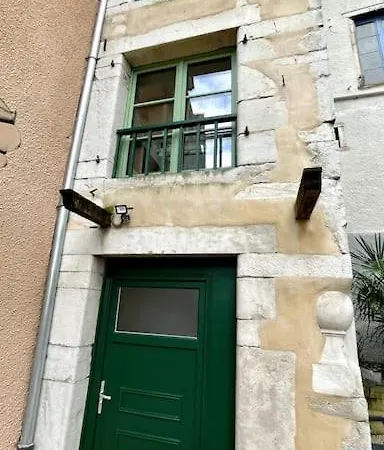 Maison Et Attenant Pour 10 Personnes Avec Terrasse, Cour Et Parking